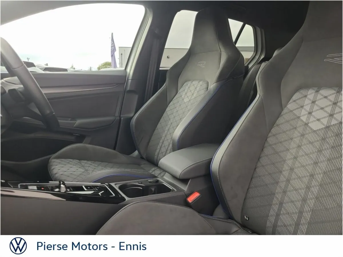 Volkswagen Golf Estate, Diesel, 2026, White