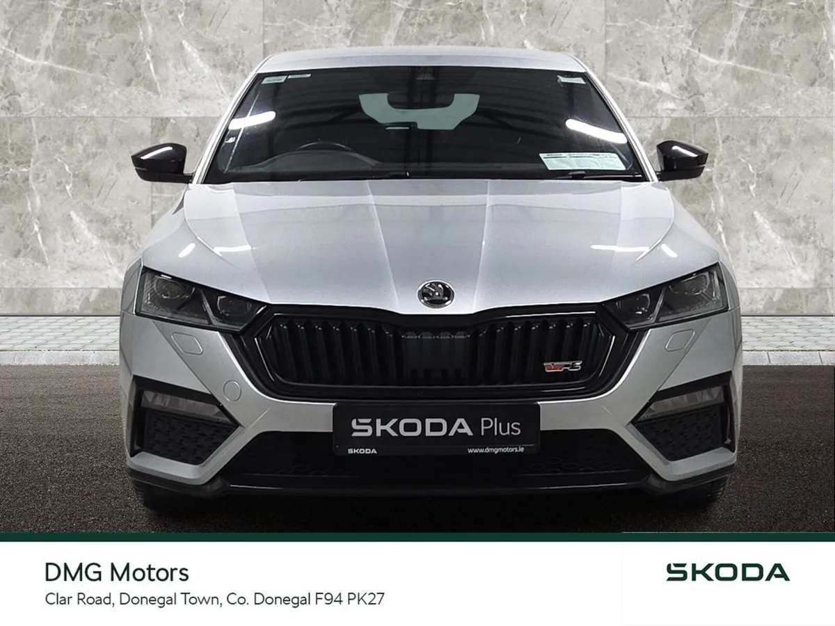 Skoda Octavia Saloon, Diesel, 2022, Grey