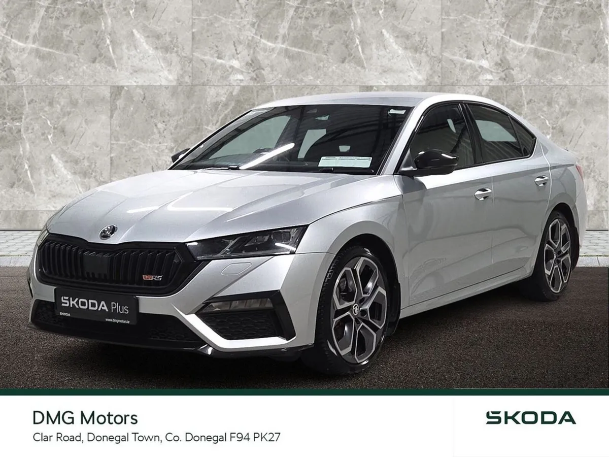 Skoda Octavia Saloon, Diesel, 2022, Grey