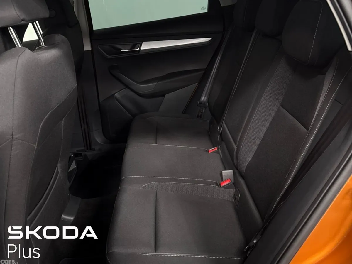 Skoda Karoq SUV, Diesel, 2023, Orange
