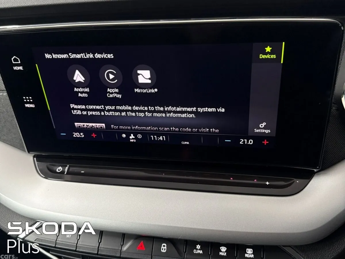 Skoda Octavia Saloon, Petrol, 2022, Silver