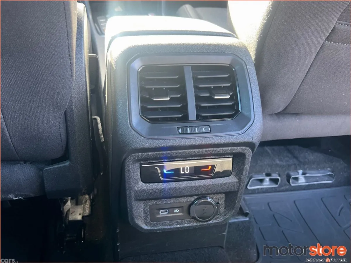 SEAT Tarraco Estate, Diesel, 2024, Blue