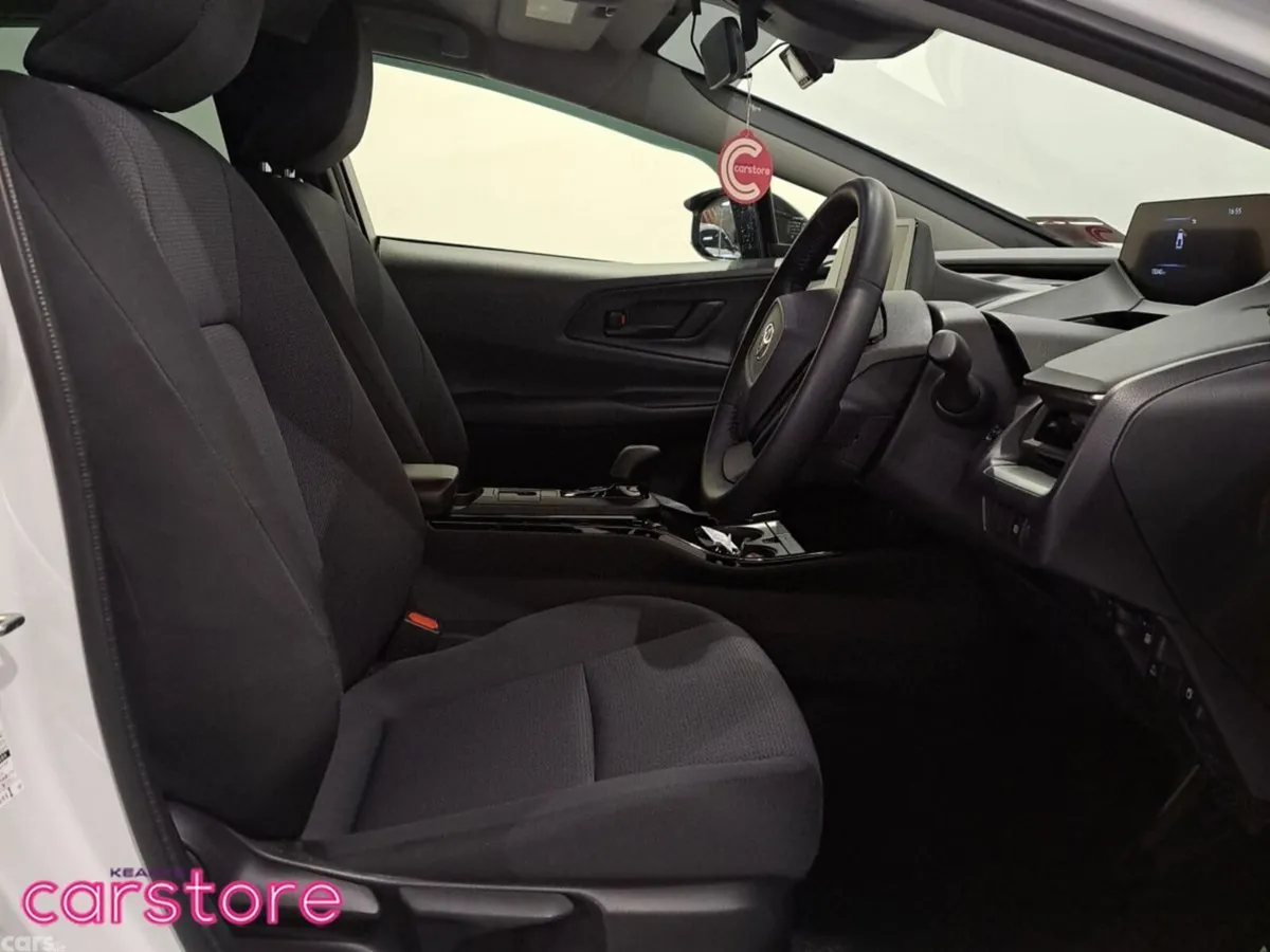 Toyota Prius Hatchback, Petrol Hybrid, 2025, White