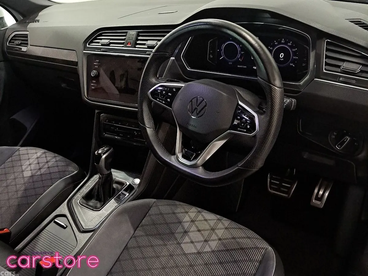 Volkswagen Tiguan SUV, Petrol Plug-in Hybrid, 2023, White