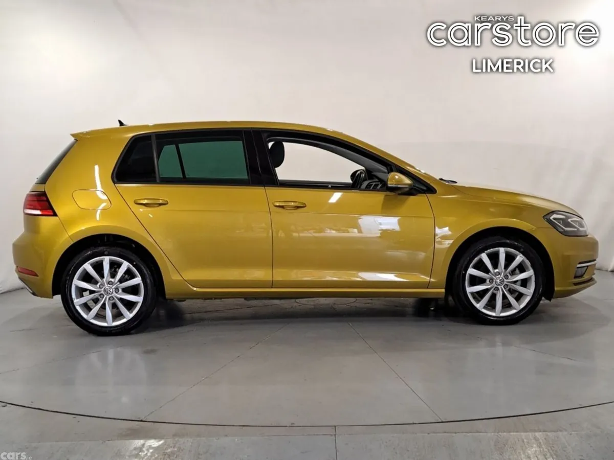 Volkswagen Golf Hatchback, Petrol, 2019, 