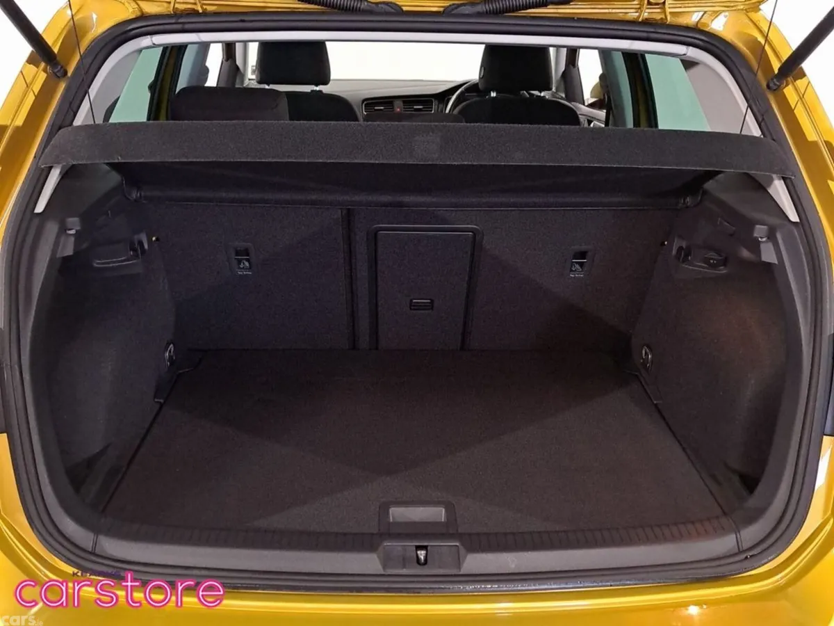 Volkswagen Golf Hatchback, Petrol, 2019, 