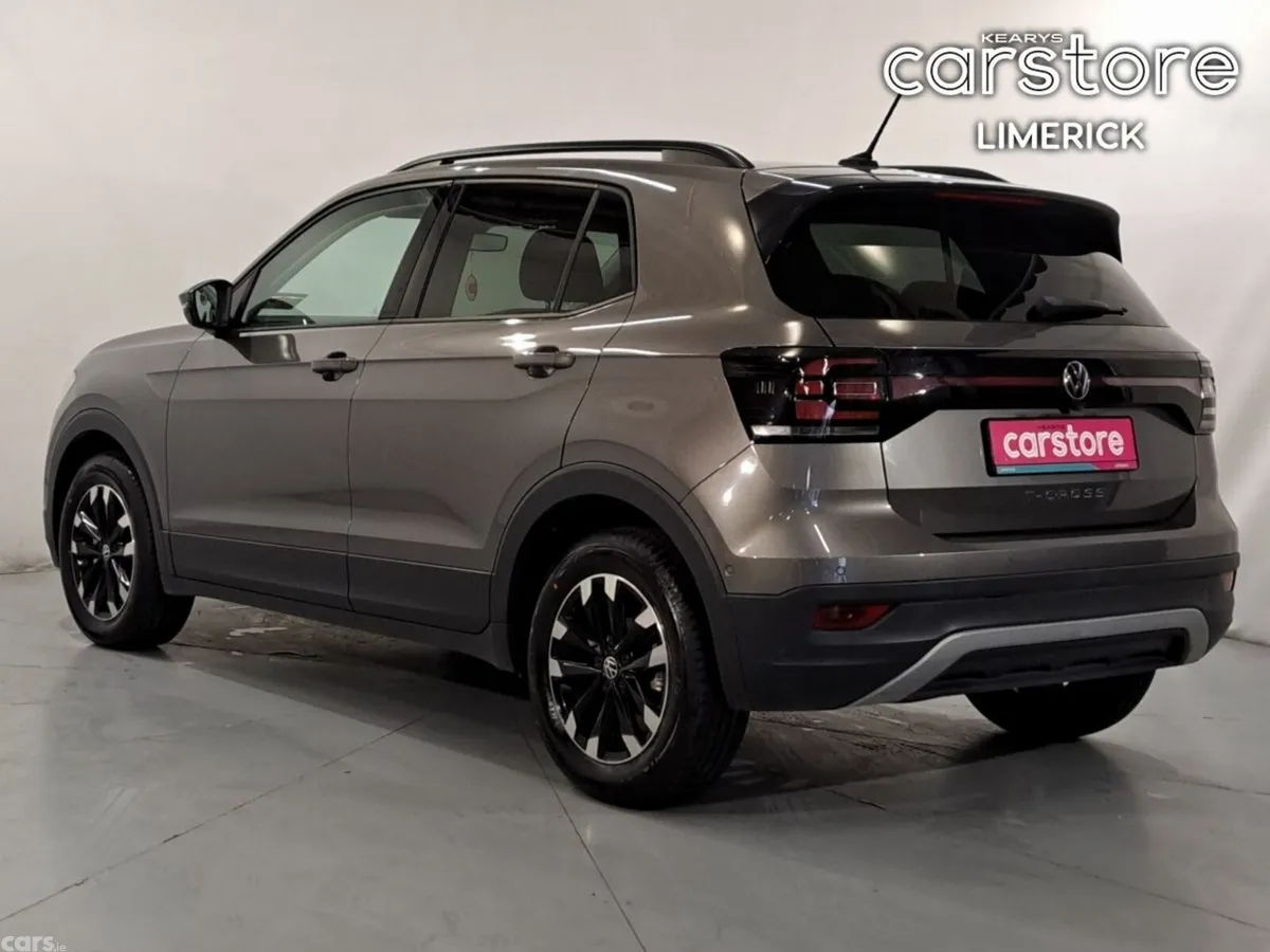 Volkswagen T-Cross Hatchback, Petrol, 2021, Grey