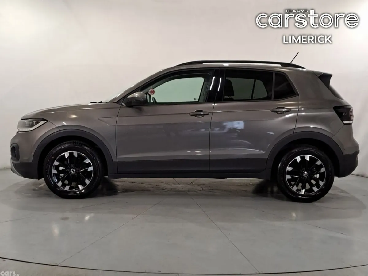 Volkswagen T-Cross Hatchback, Petrol, 2021, Grey
