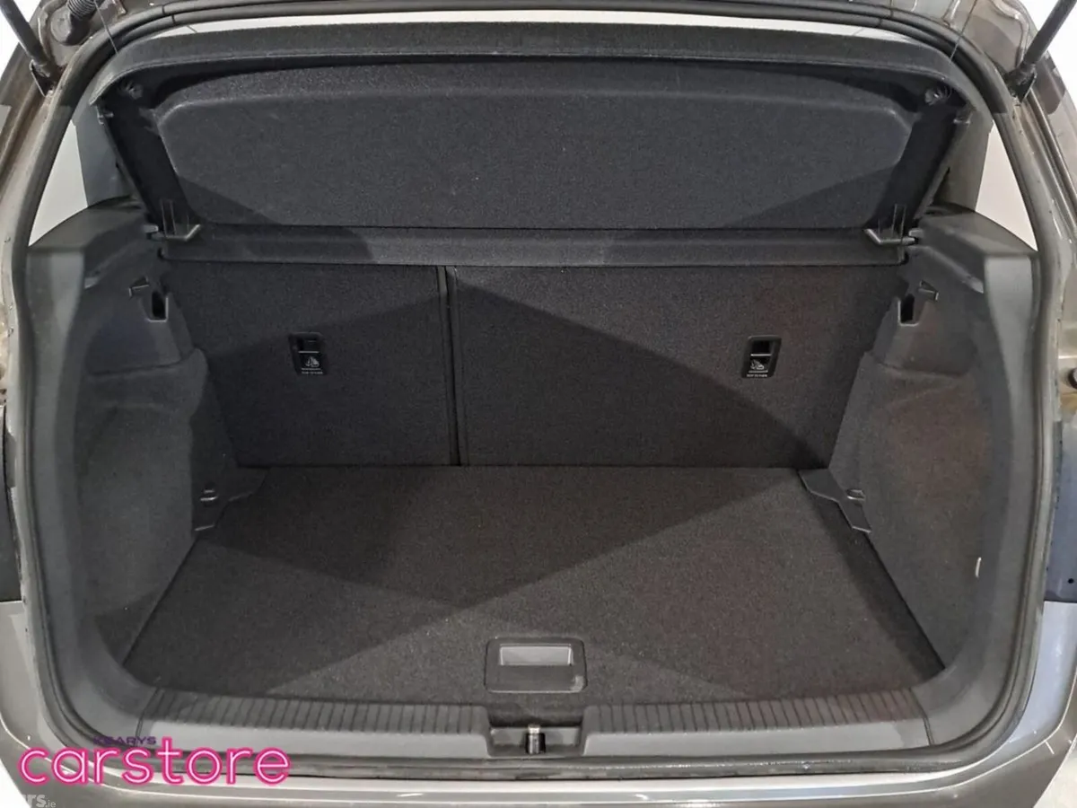 Volkswagen T-Cross Hatchback, Petrol, 2021, Grey