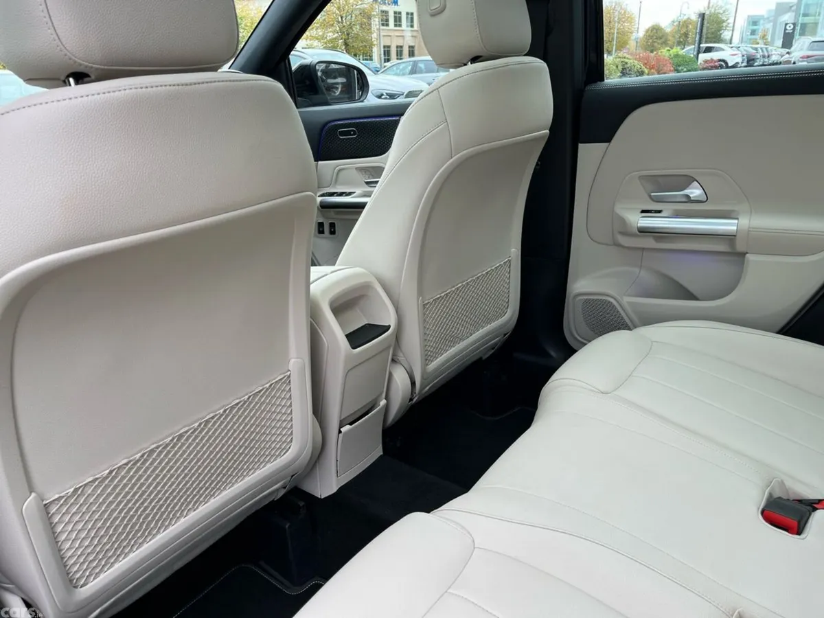 Mercedes-Benz GLA SUV, Petrol Plug-in Hybrid, 2024, Black