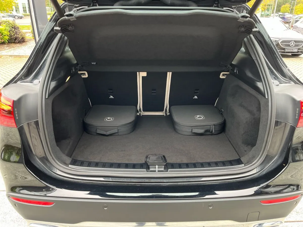 Mercedes-Benz GLA SUV, Petrol Plug-in Hybrid, 2024, Black
