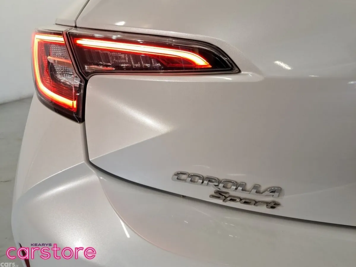 Toyota Corolla Hatchback, Petrol Hybrid, 2021, White