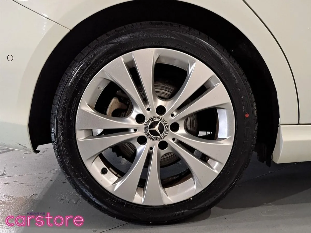 Mercedes-Benz B-Class Hatchback, Petrol, 2018, White