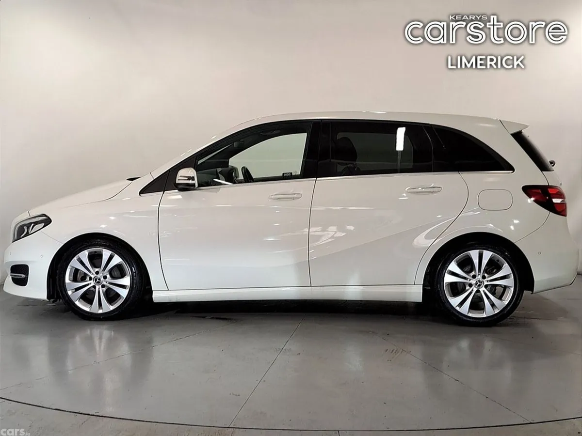 Mercedes-Benz B-Class Hatchback, Petrol, 2018, White
