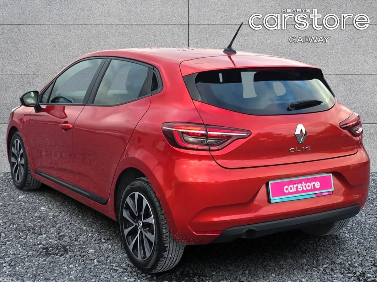 Renault Clio Hatchback, Petrol, 2023, Red