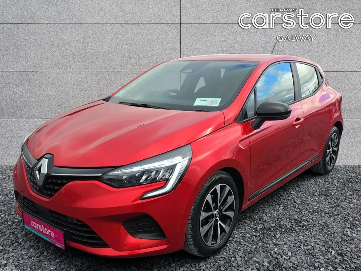 Renault Clio Hatchback, Petrol, 2023, Red