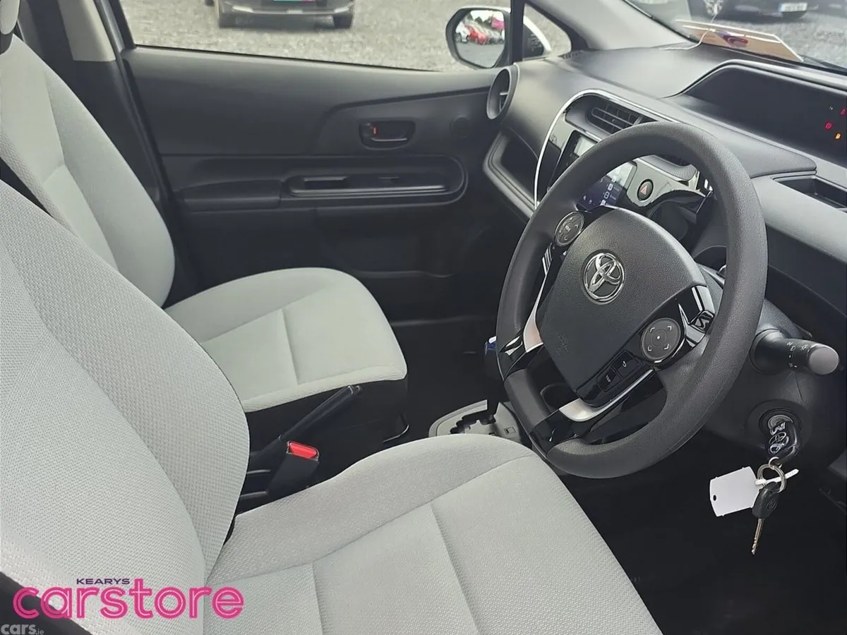 Toyota Aqua Hatchback, Petrol Hybrid, 2021, Silver