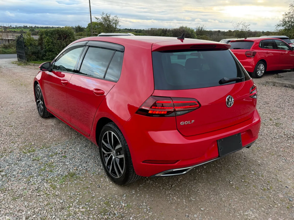 Volkswagen Golf Hatchback, Petrol, 2018, Red