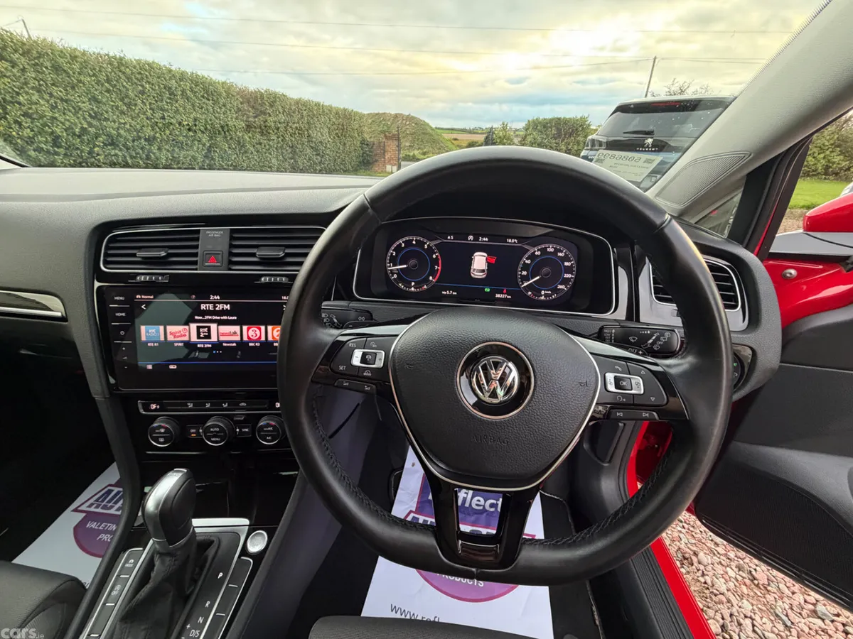 Volkswagen Golf Hatchback, Petrol, 2018, Red
