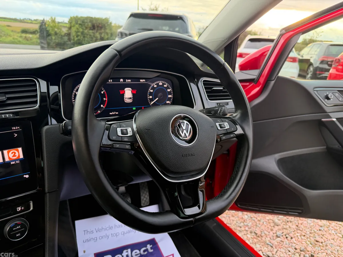 Volkswagen Golf Hatchback, Petrol, 2018, Red