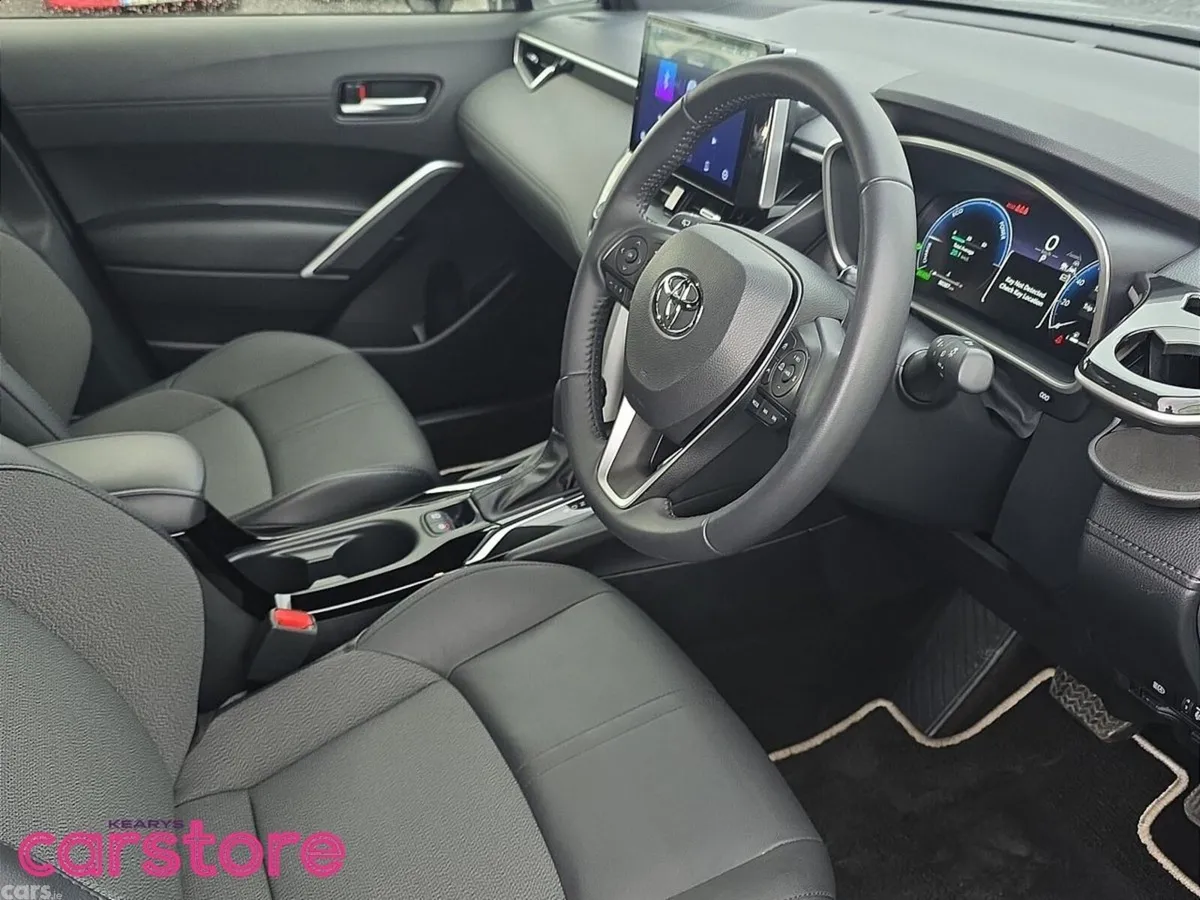 Toyota Corolla Cross Hatchback, Petrol Hybrid, 2024, Black