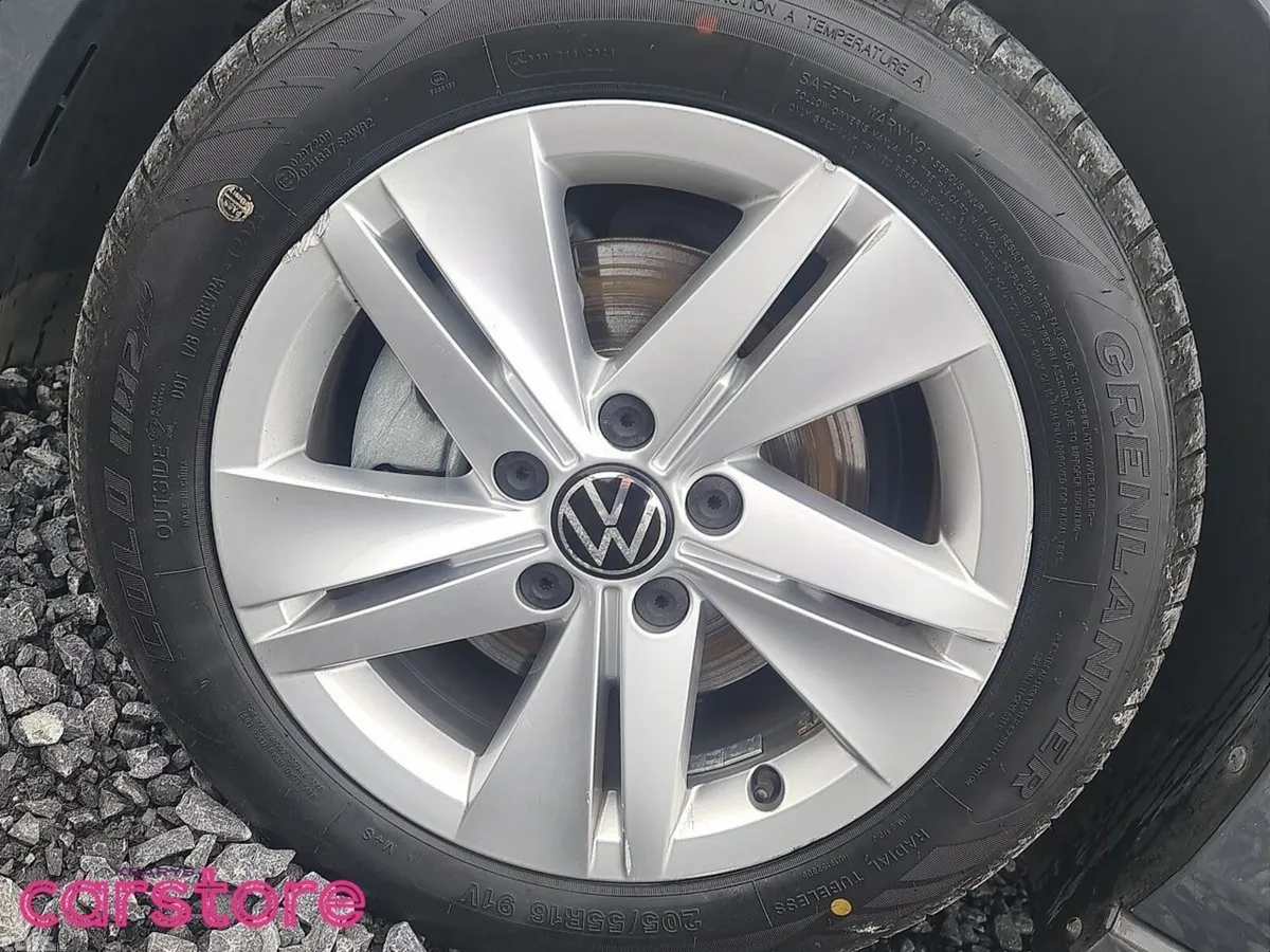 Volkswagen Golf Hatchback, Petrol Hybrid, 2022, Grey
