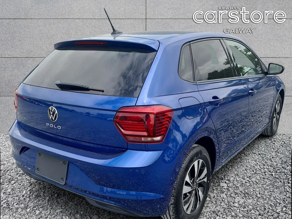 Volkswagen Polo Hatchback, Petrol, 2021, Blue