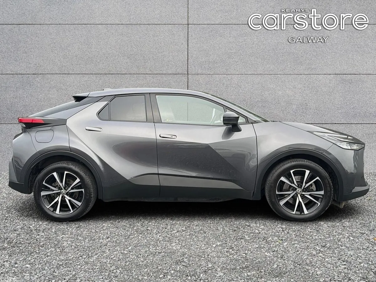 Toyota C-HR SUV, Petrol Hybrid, 2024, Grey