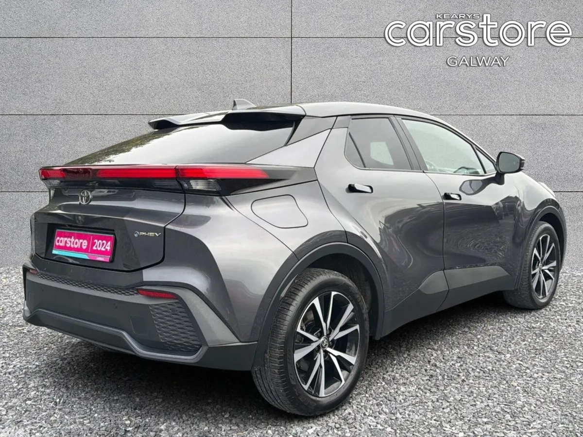 Toyota C-HR SUV, Petrol Hybrid, 2024, Grey