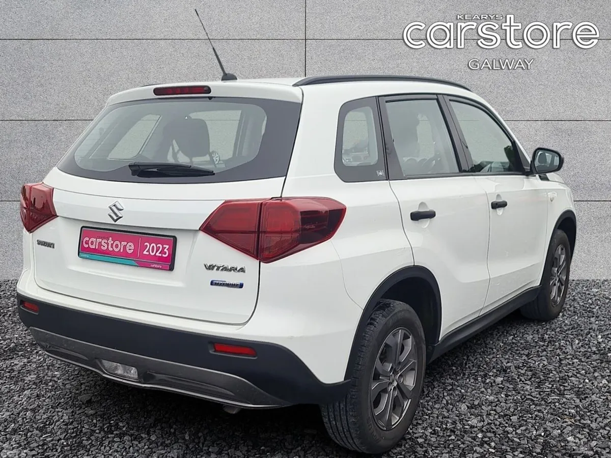 Suzuki Vitara SUV, Petrol Hybrid, 2023, White