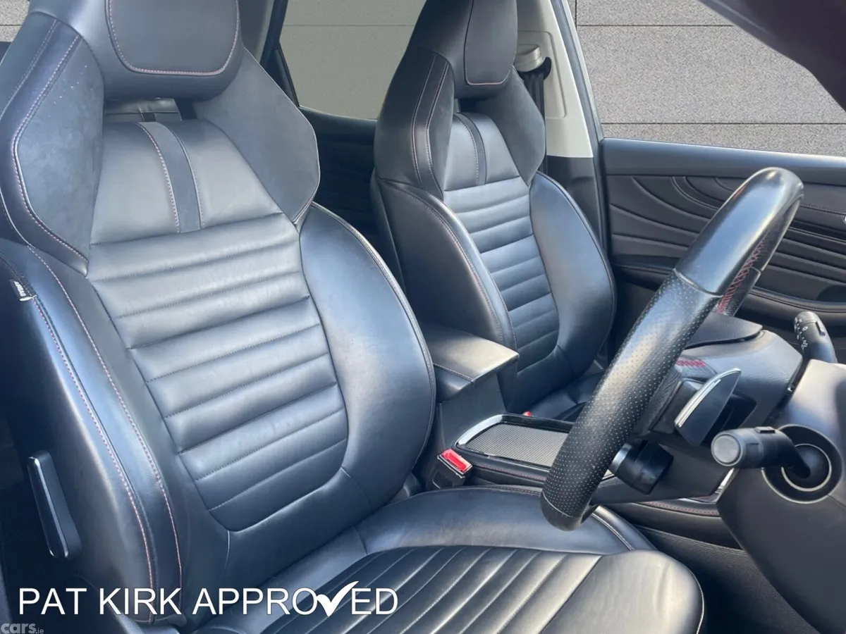 MG HS Hatchback, Petrol, 2023, Grey