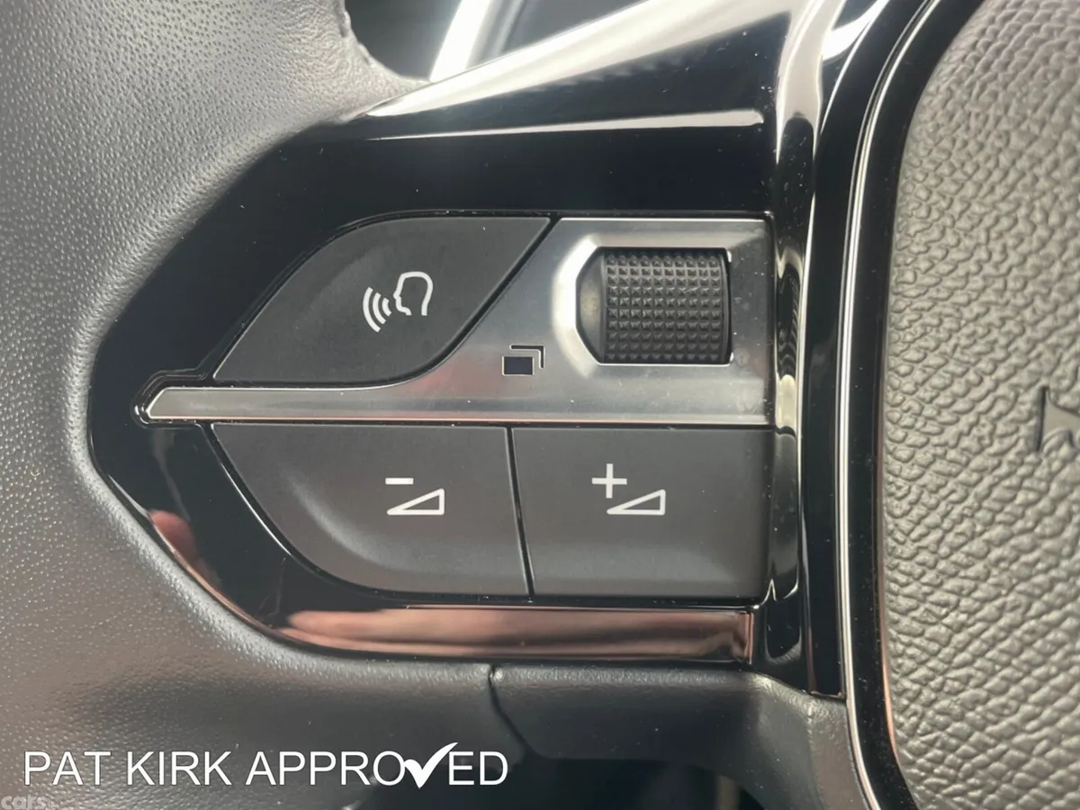 Peugeot 2008 Estate, Petrol, 2025, Grey