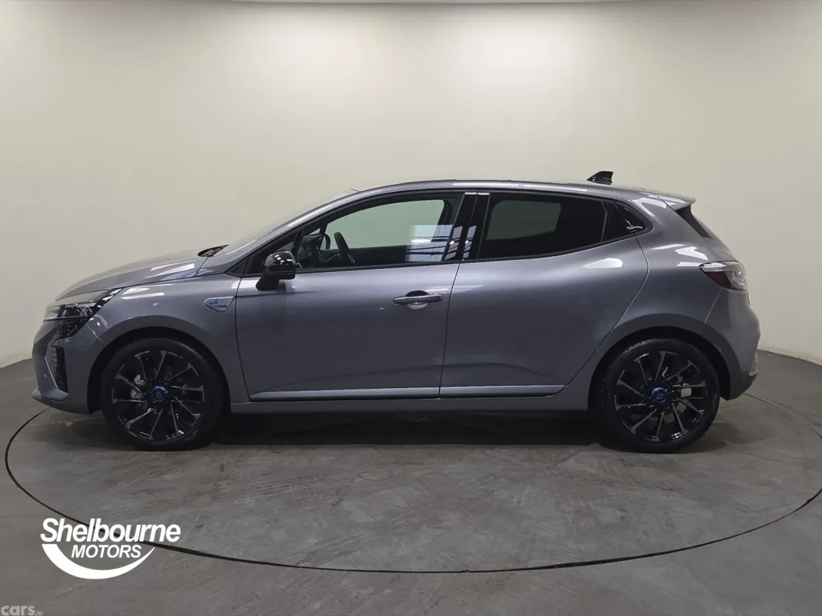 Renault Clio Hatchback, 2026, 