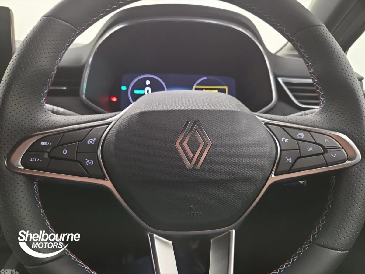 Renault Clio Hatchback, 2026, 