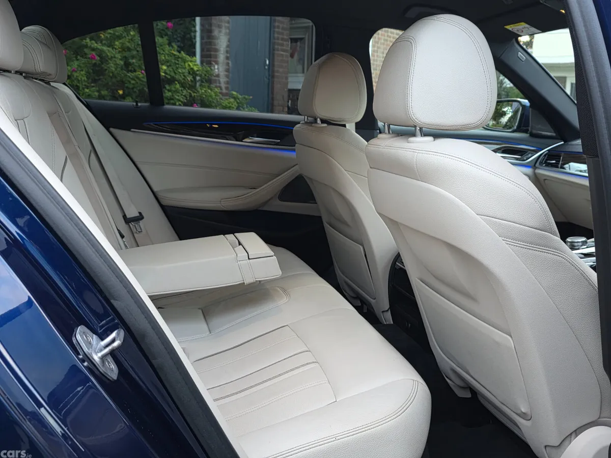 BMW 5-Series Saloon, Diesel, 2018, Blue