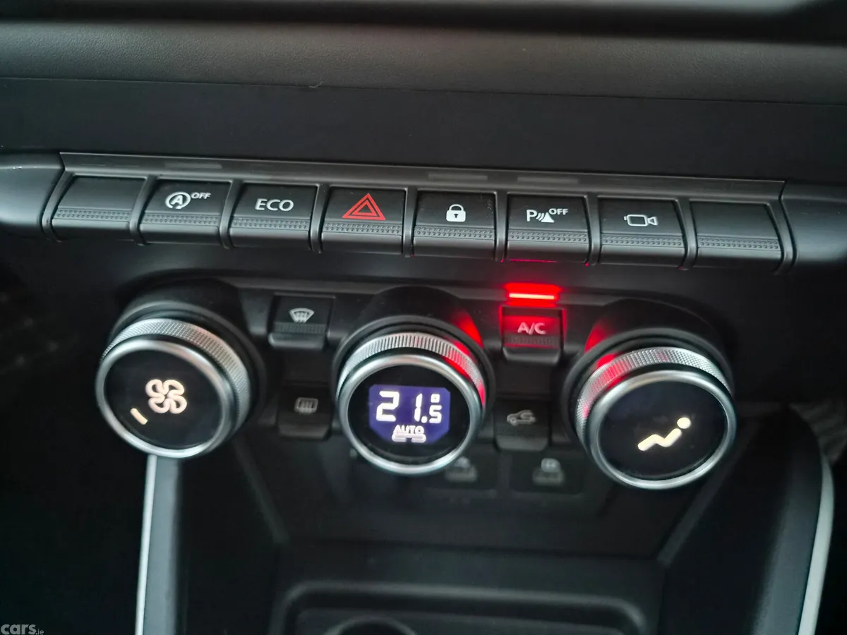 Dacia Duster SUV, Diesel, 2022, Grey