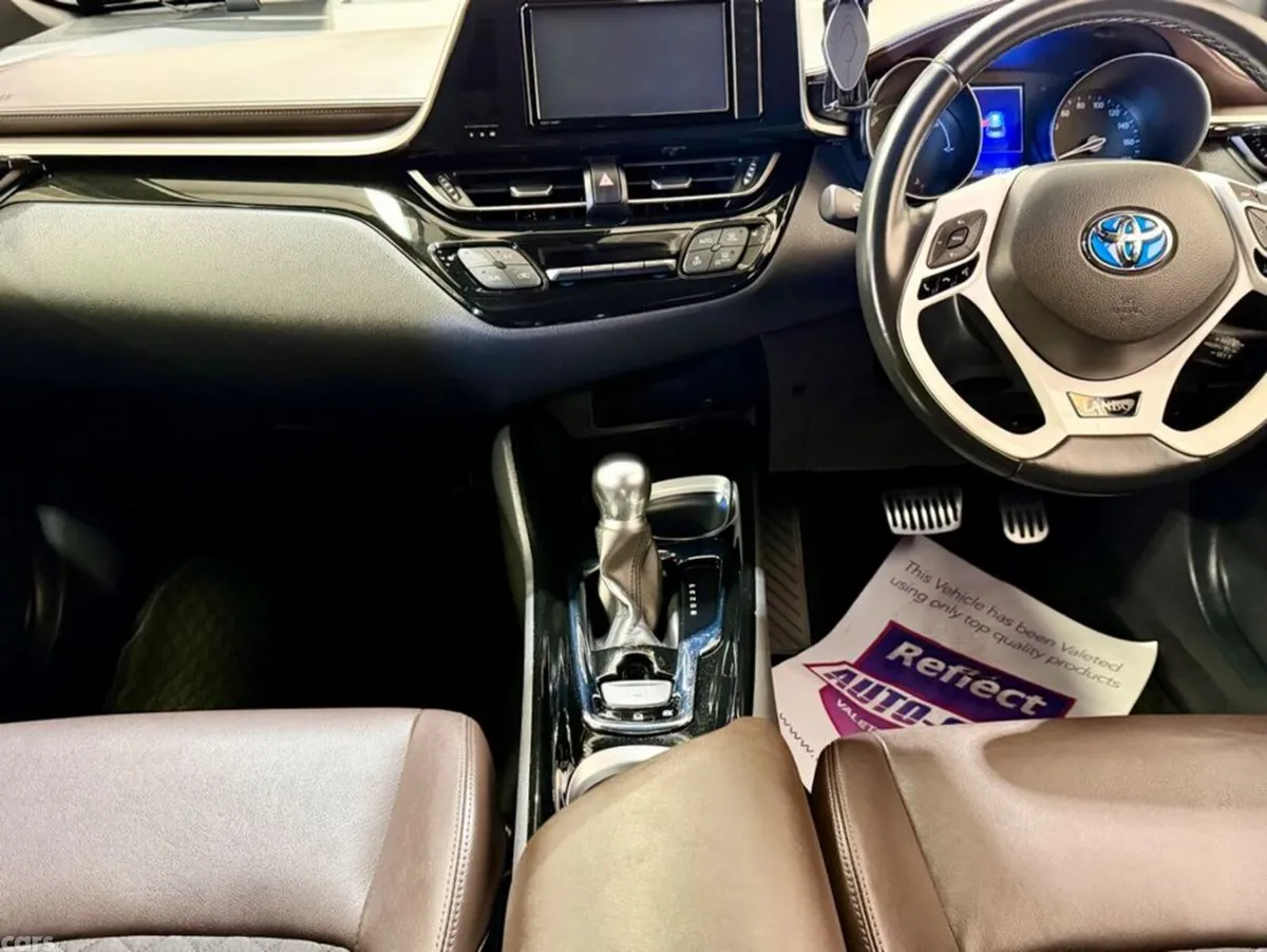 Toyota C-HR SUV, Petrol Hybrid, 2018, White