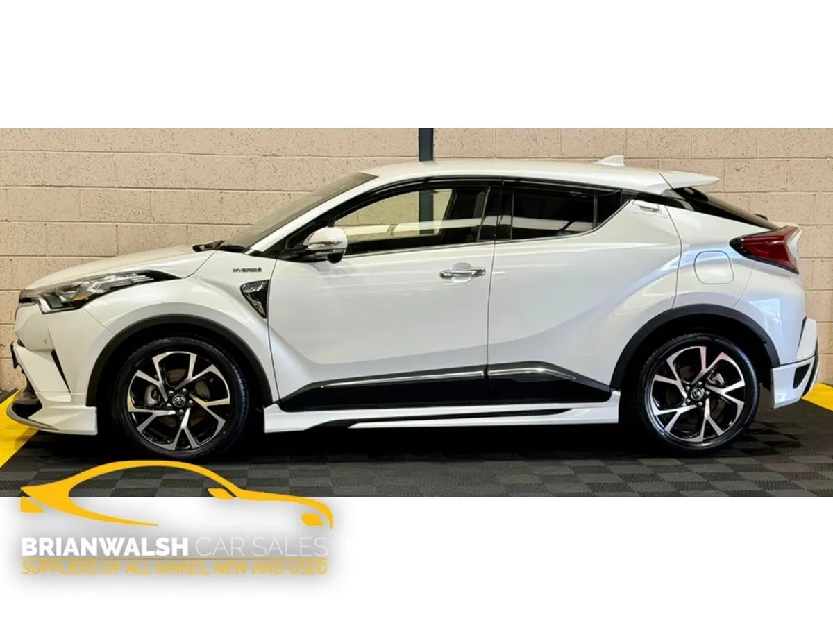 Toyota C-HR SUV, Petrol Hybrid, 2018, White