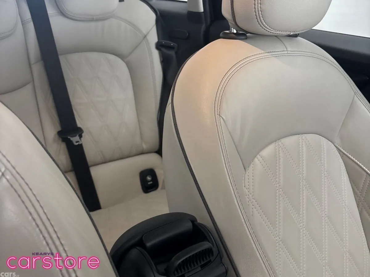 Mini Cooper Hatchback, Petrol, 2020, Green