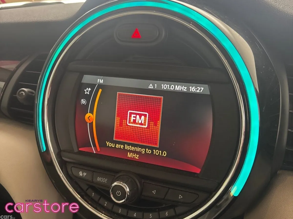 Mini Cooper Hatchback, Petrol, 2020, Green
