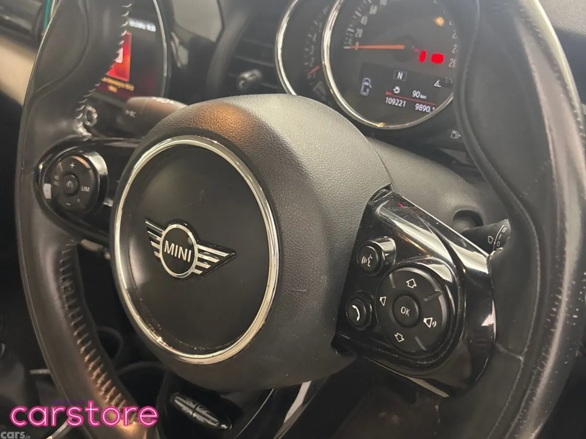 Mini Cooper Hatchback, Petrol, 2020, Green