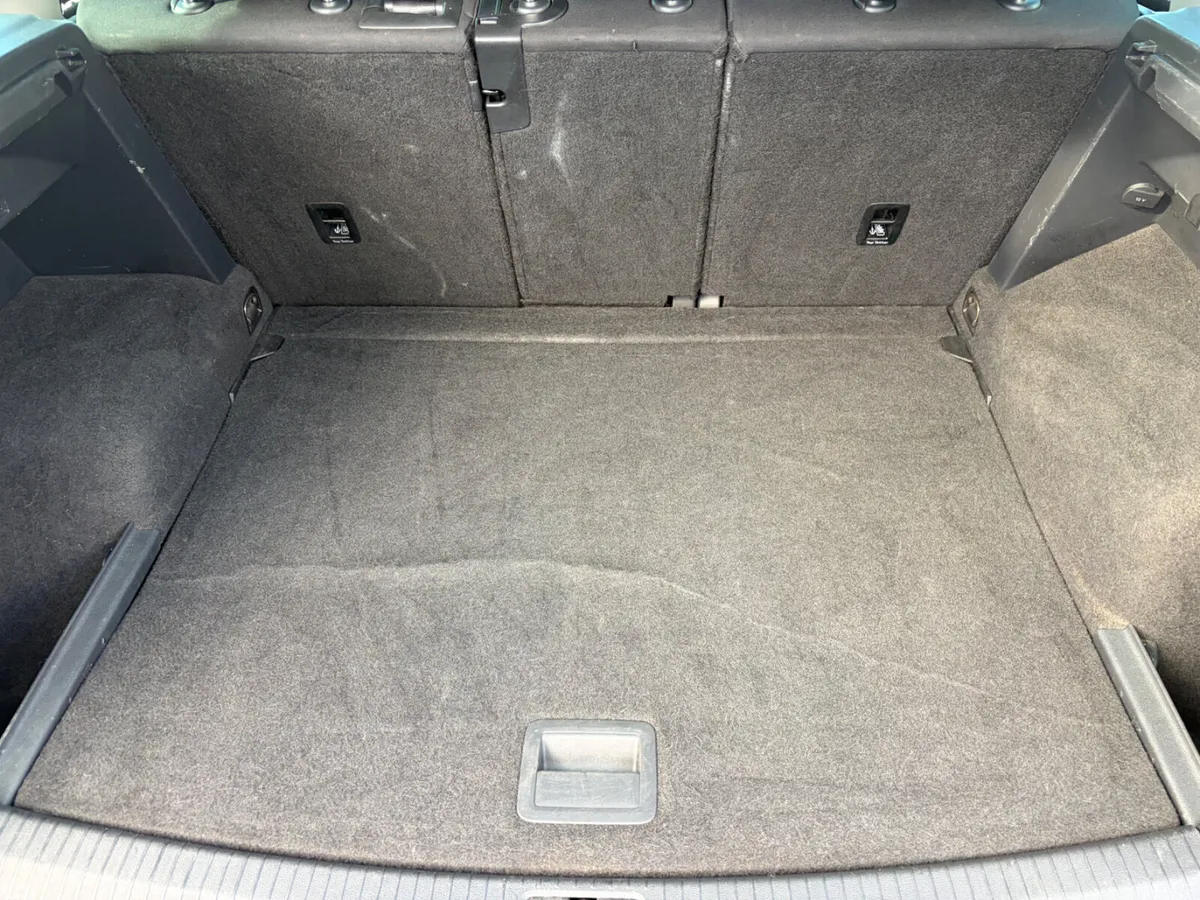 Volkswagen Tiguan SUV, Diesel, 2016, Blue