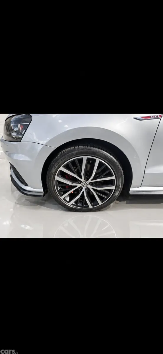 Volkswagen Polo Hatchback, Petrol, 2016, Silver