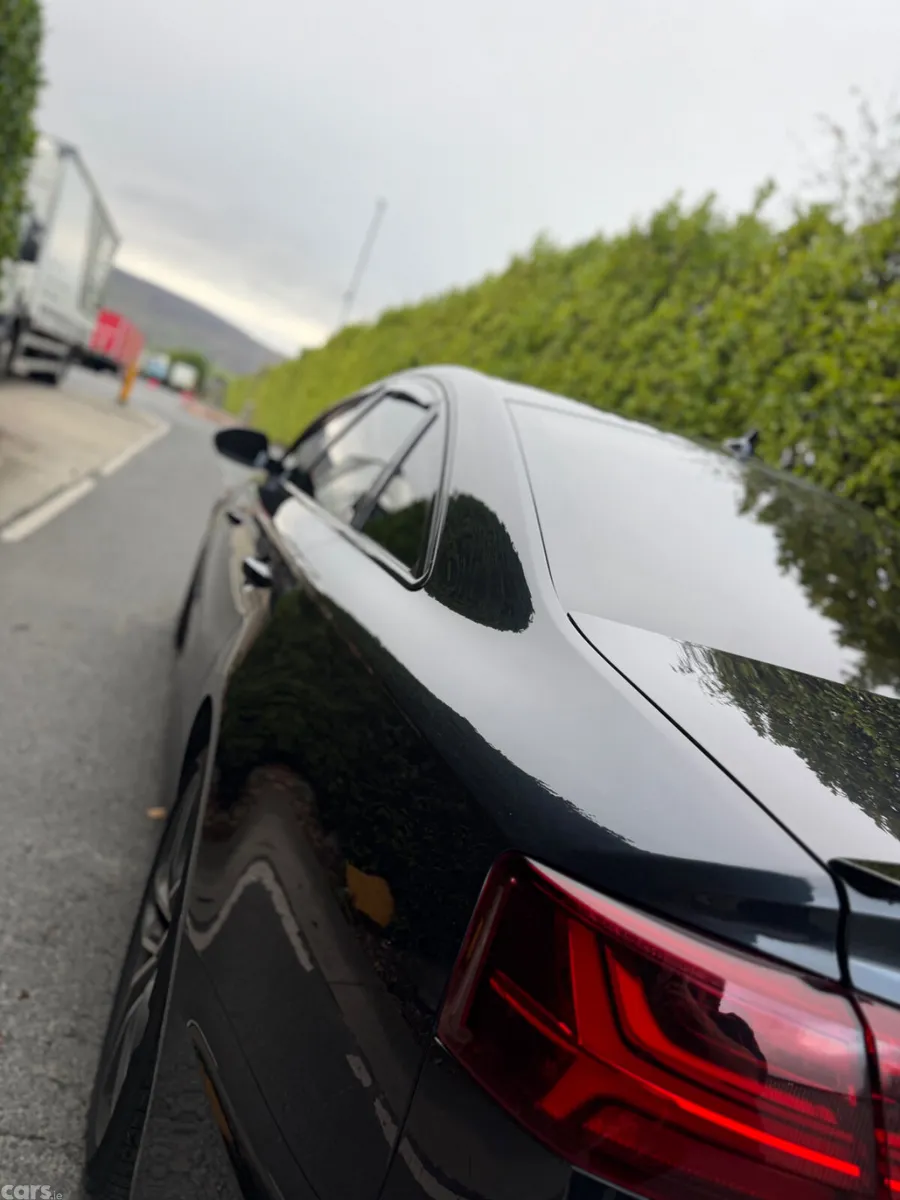 Audi A6 Saloon, Diesel, 2017, Blue