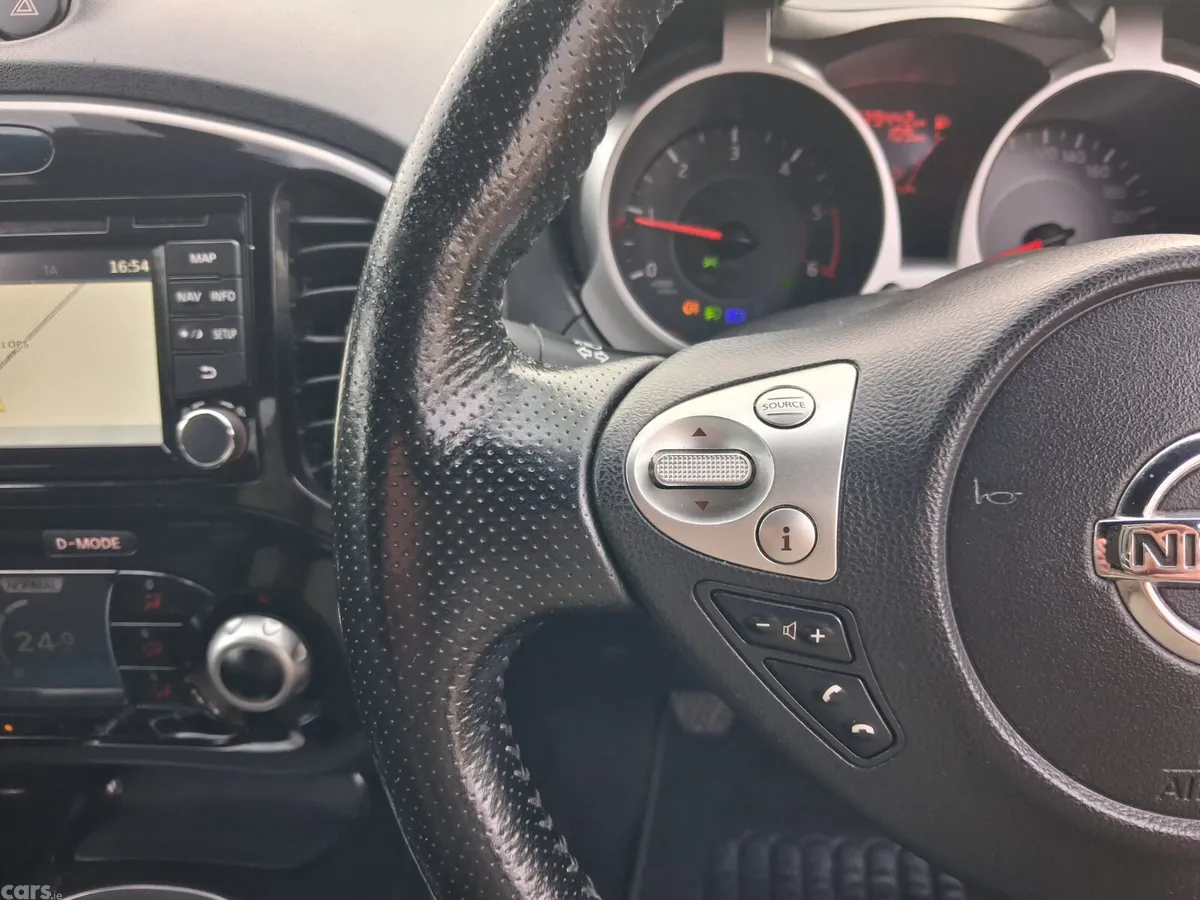 Nissan Juke SUV, Diesel, 2017, Black