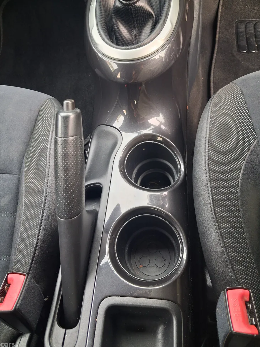 Nissan Juke SUV, Diesel, 2017, Black