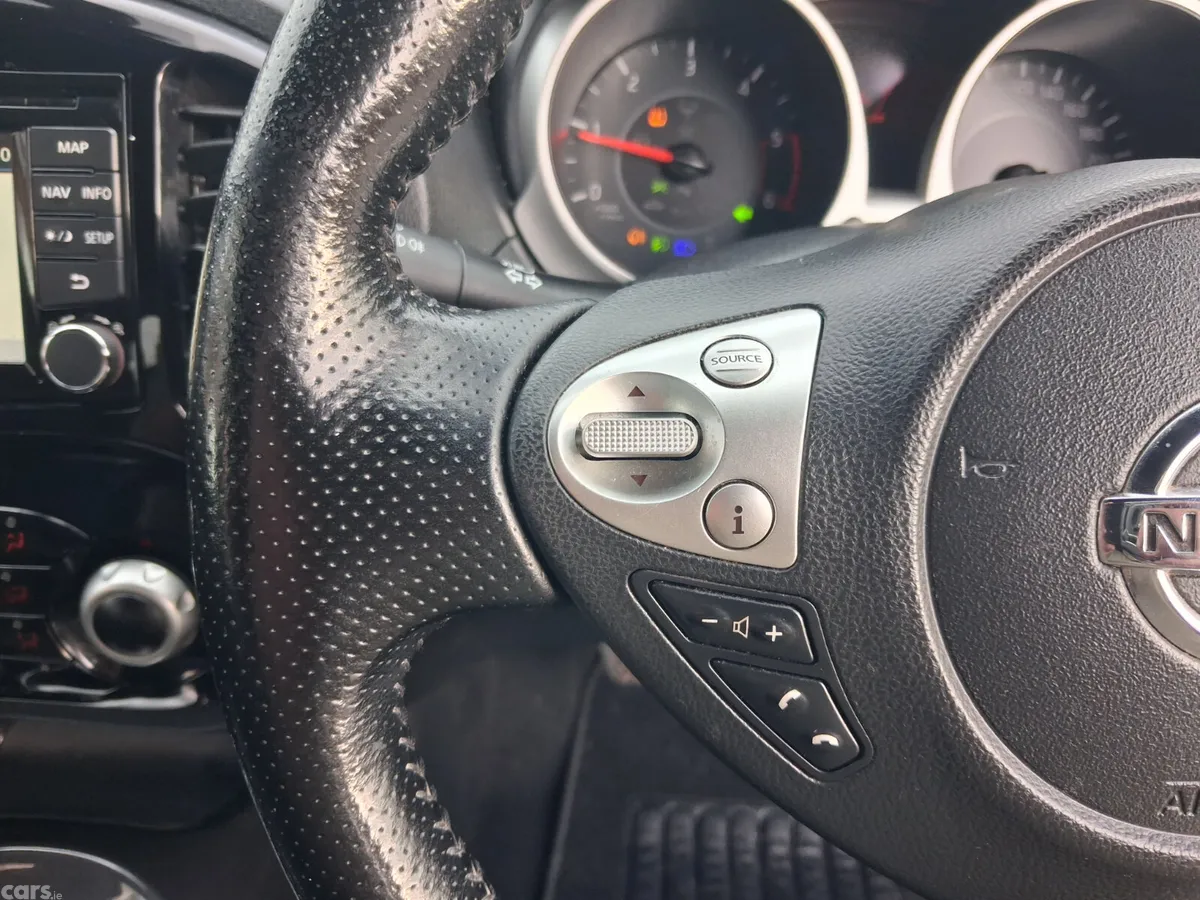 Nissan Juke SUV, Diesel, 2017, Black