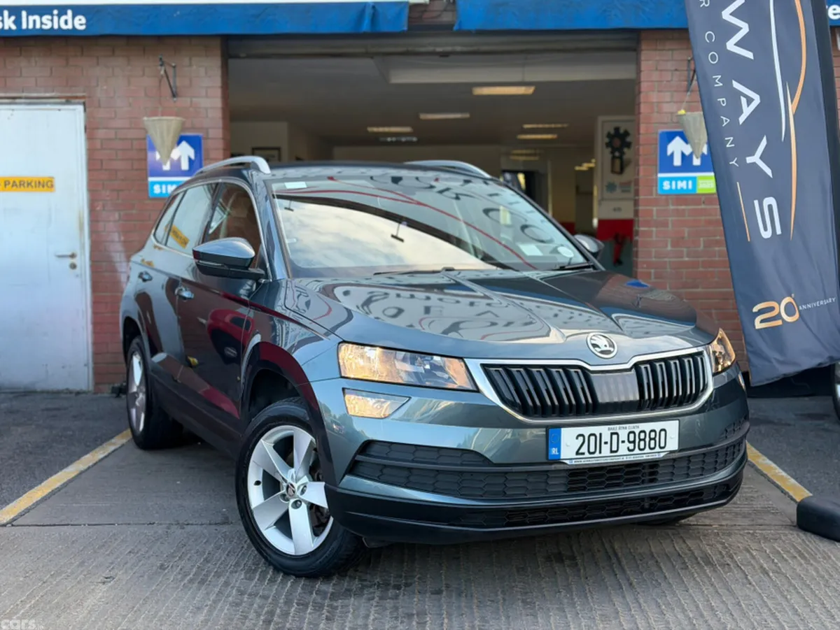 Skoda Karoq SUV, Petrol, 2020, Grey
