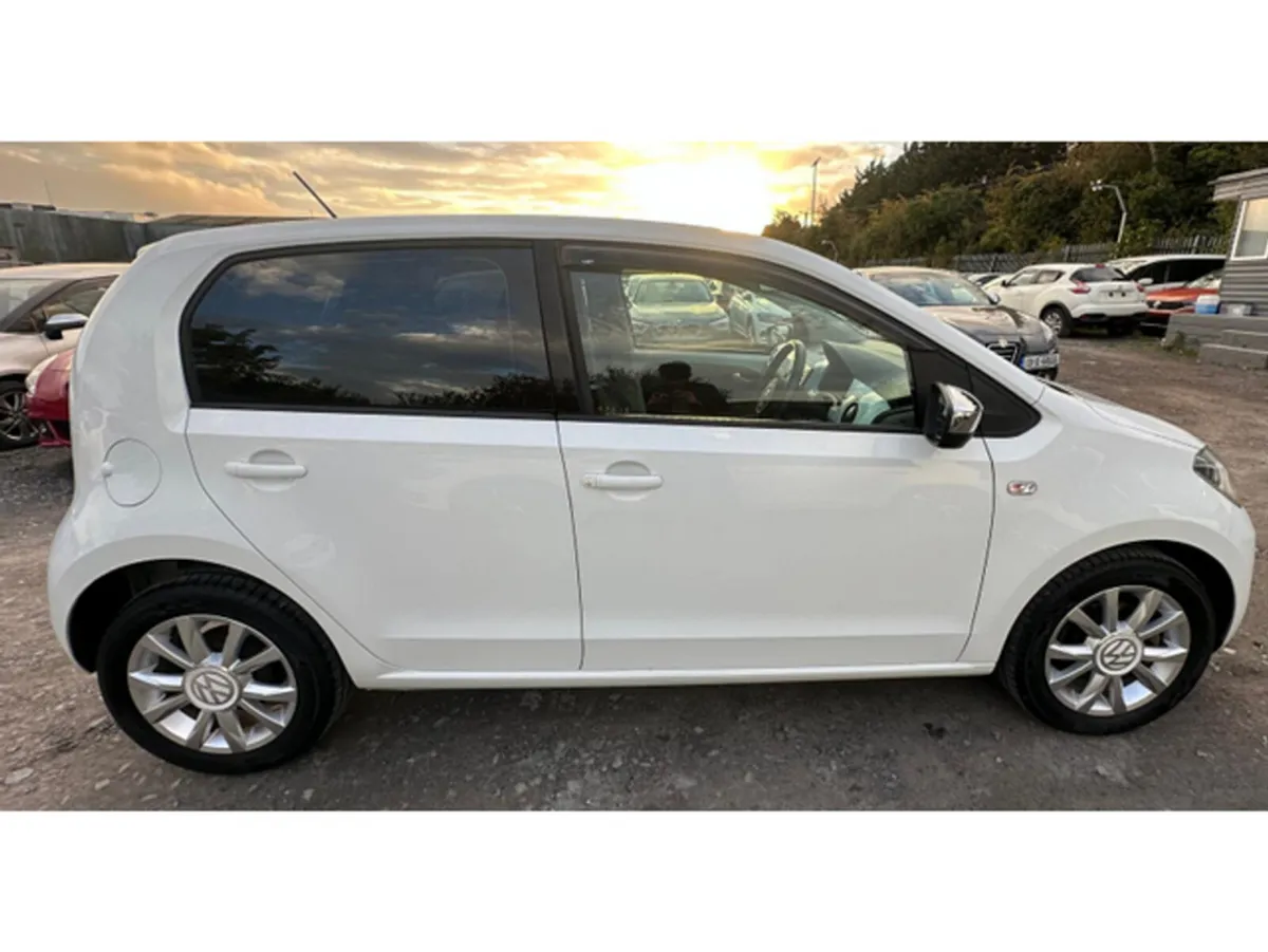 Volkswagen up! Hatchback, Petrol, 2016, White
