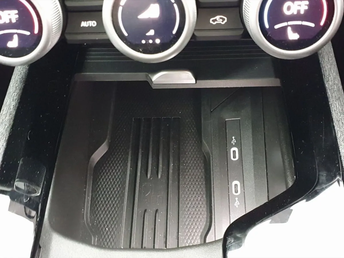 Skoda Superb Estate, Petrol Plug-in Hybrid, 2025, Black
